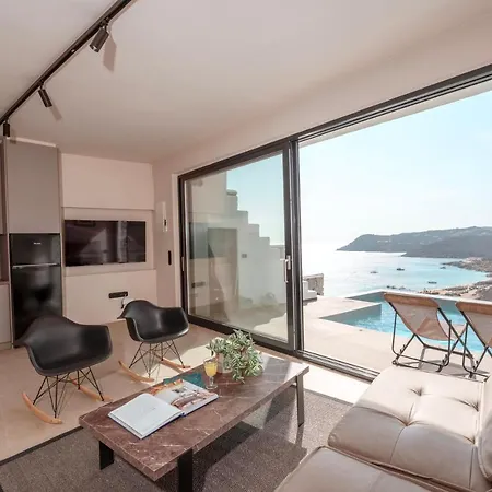 Luxury House With Private Pool At Elia * Elia (Mykonos)