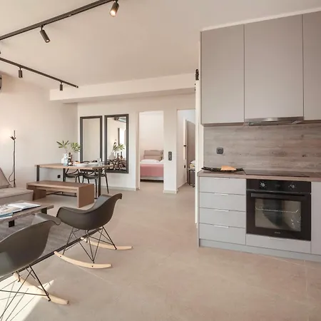 Luxury House With Private Pool At Elia *